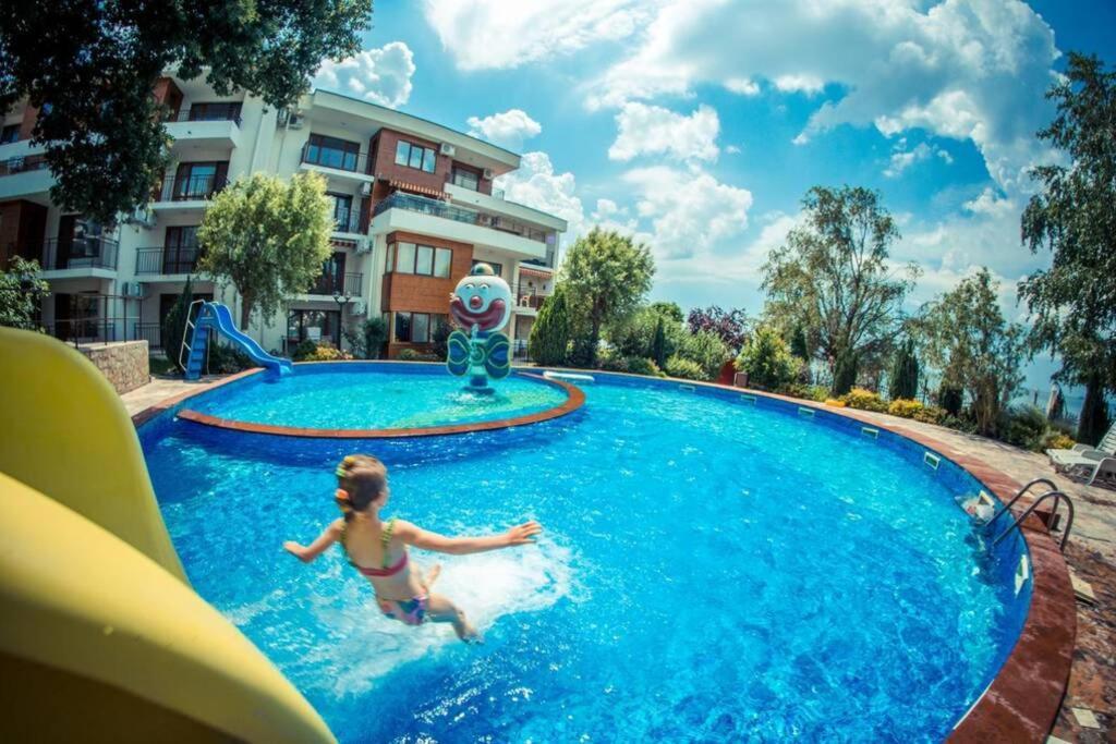 אלניטה Messambria Fort Beach - Premium Apartments מראה חיצוני תמונה