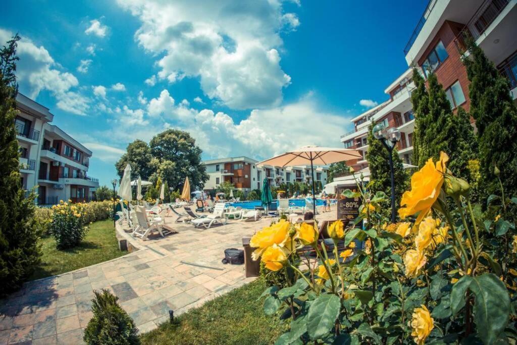 אלניטה Messambria Fort Beach - Premium Apartments מראה חיצוני תמונה